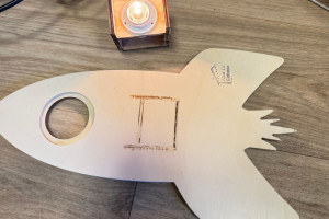 Lampe Fusée Marron - Secteur