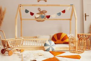 Hausbett B 90x190cm - Naturholz - 20cm vom Boden