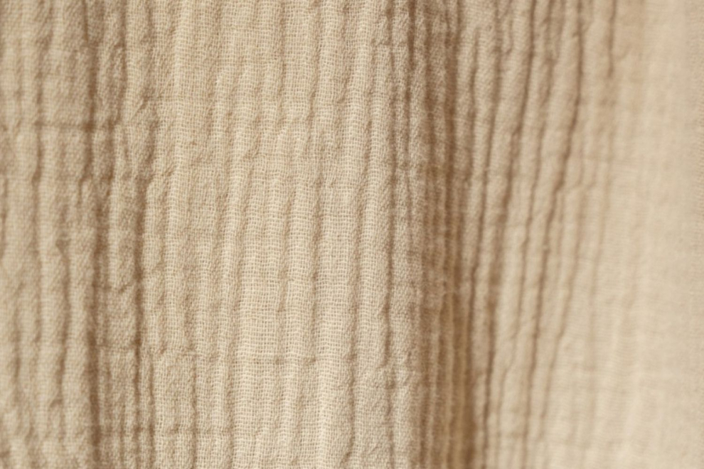 Véu de cama casinha Bege com pontos dourados - Modelo DK