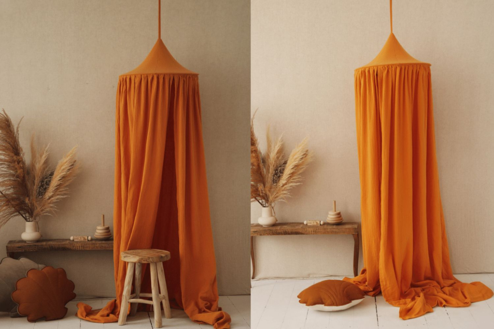 Ciel de Lit en Mousseline Moutarde 